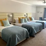 米尔公园酒店 酒店 4*