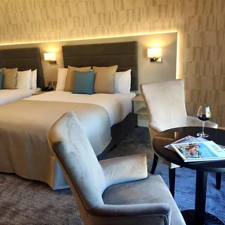 Mill Park Hotel